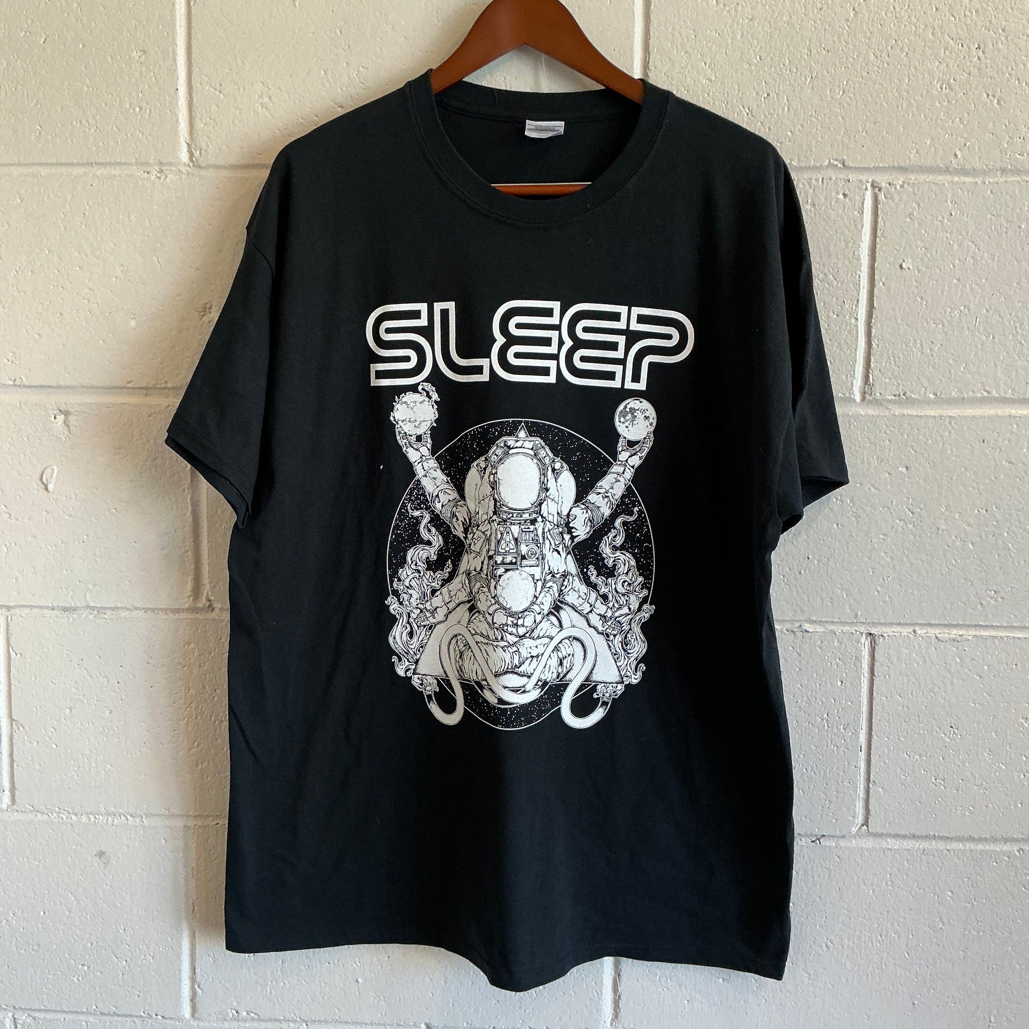 Sleep Astronaut : T-Shirt