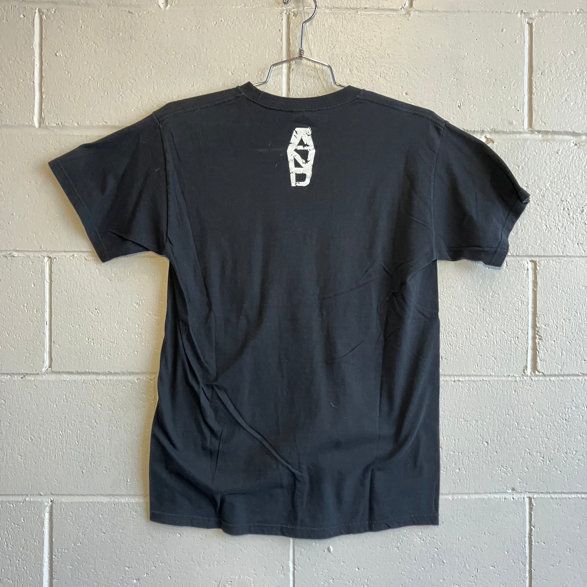 The Devil and the Sea : T-Shirt
